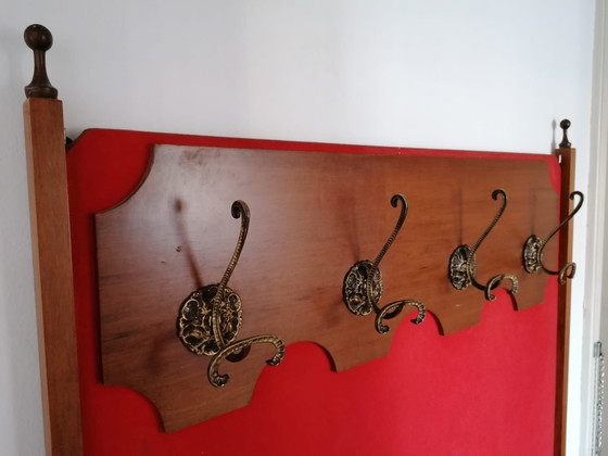 Appendiabiti da parete vintage — ingresso anni ’50–’60 – Velvet, Wood (photo 4 of 5)