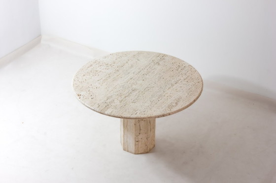 Image 1 of Organische travertin eettafel, Italië, jaren 70