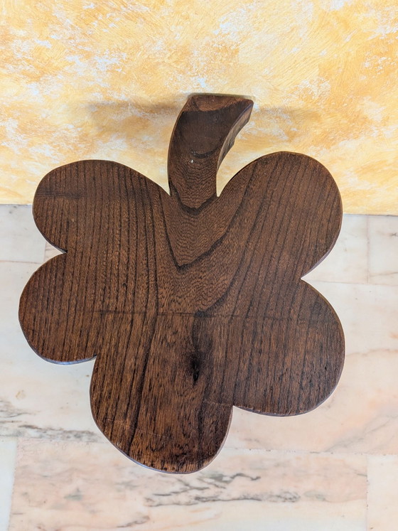 2 Antike Kleeblatt Hocker – Holz (photo 6 of 12)