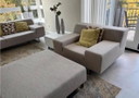 Goossens fauteuil en hocker Milaan