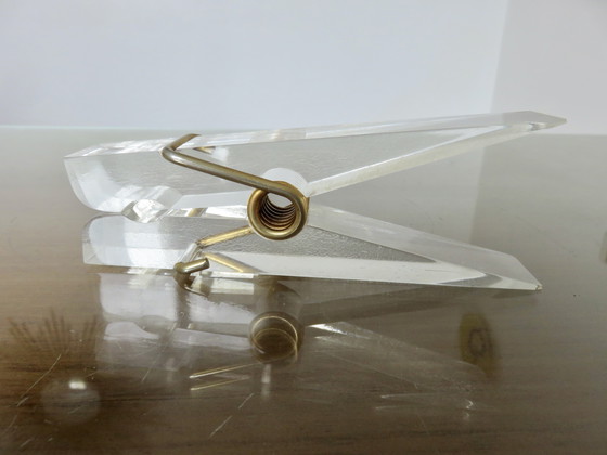 Image 1 of Lucite wasknijper, XXL, posthouder, fotohouder, jaren 70