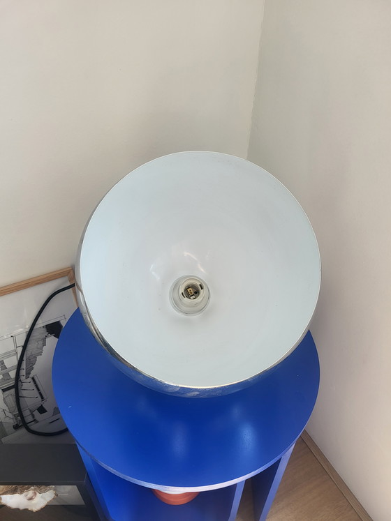 Image 1 of Due lampade a sospensione vintage in argento (a specchio) dal design unico, in stile era spaziale.