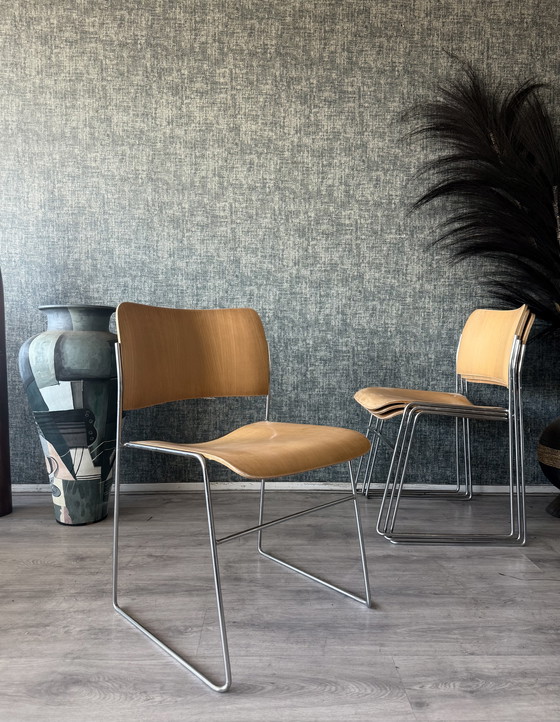 Image 1 of 4 chaises HOWE 40/4 de David Rowland