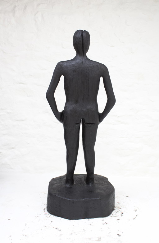 Grande figura in frassino intagliato III