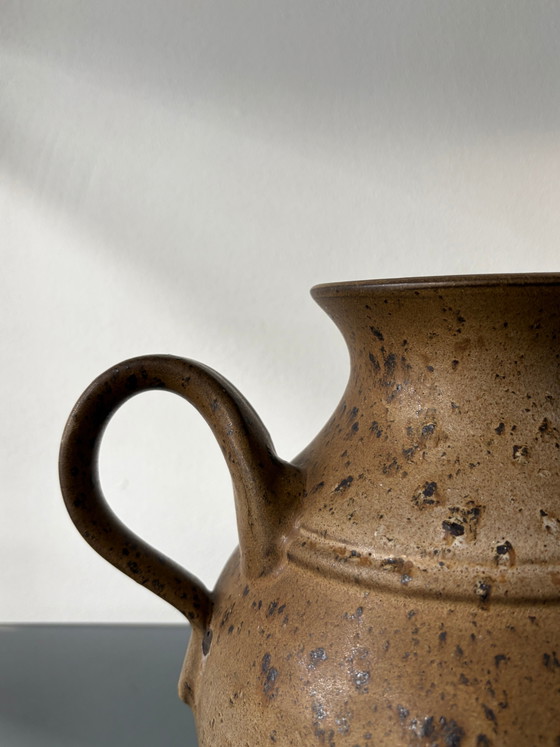 Vintage keramische vaas met handvat – Vazen, Ceramic, Mid Century Modern (photo 3 of 5)