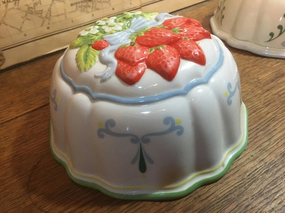 Dekorative Puddingform – Aufbewahrungsschrank, Porzellan, Vintage (photo 6 of 8)