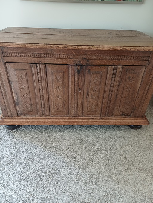 19e eeuwse Dekenkist