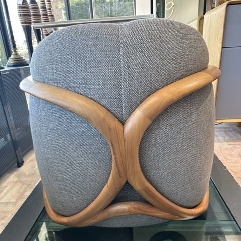 Hug – Giorgetti, Fauteuils (photo 4 of 4)