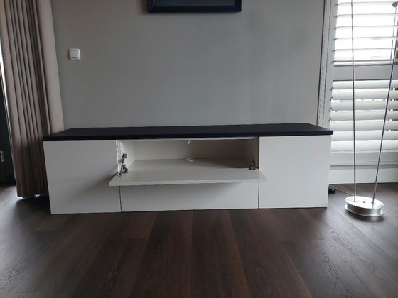Image 1 of Te koop een interstar TV kast