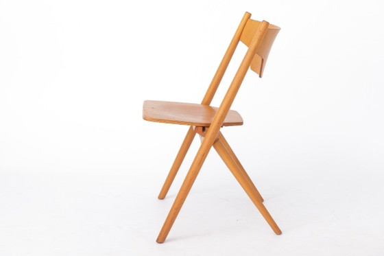 Vintage Hiller Folding Chair | German Beech Wood Chair | Space-Saving Mid-Century Design, 1970s (photo 5 of 12)