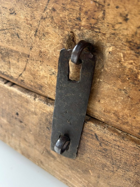 Originale alte chinesische kleine Kommode / Schreibtisch – Schlicht, robust, rustikal (Wabi-Sabi) (photo 2 of 12)
