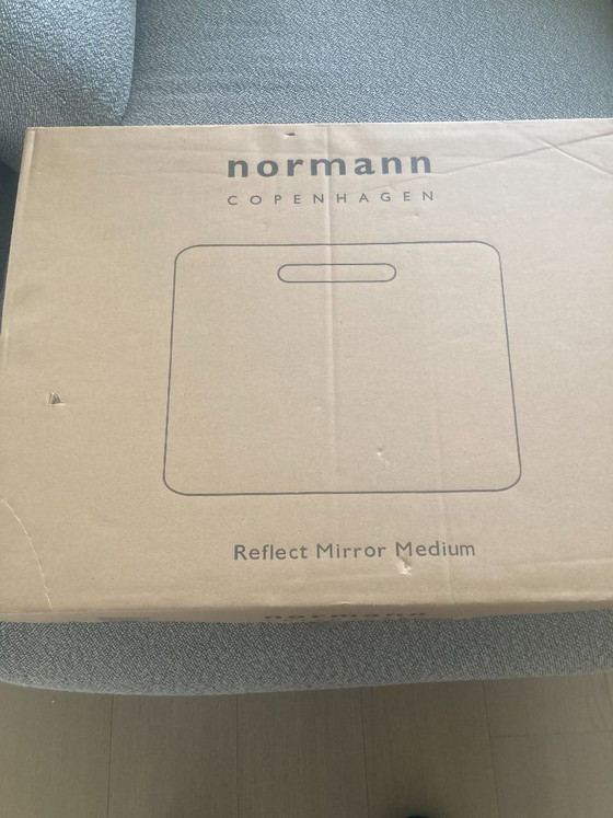 Normann Copenhagen Miroir Medium | Neuf En Boîte | Design Scandinave – Plastic (photo 4 of 11)