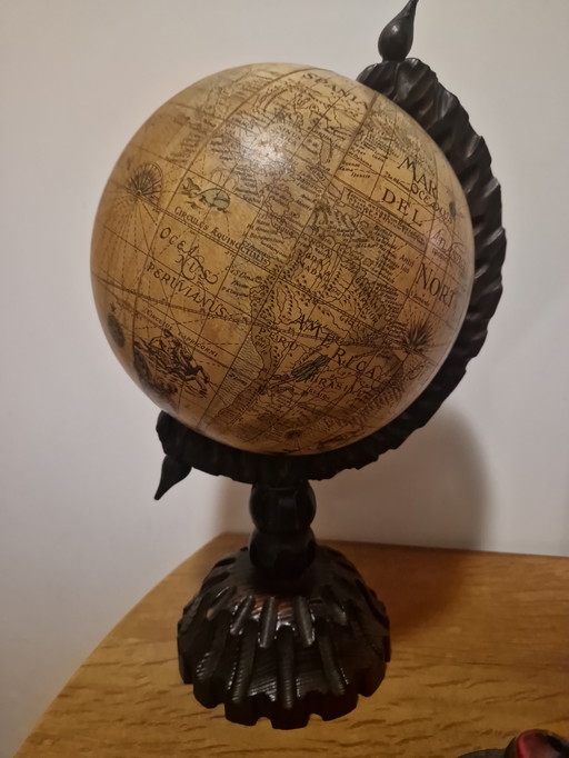 1930s Globe, Globe Vintage Dalmau