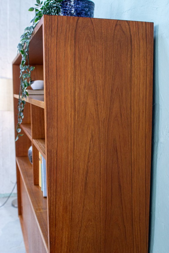 Image 1 of Vintage teakhouten dressoir, boekenkast, bijzettafel, ladekast, Deens, jaren 60