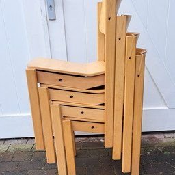 4 x Deense Design Stoelen Stapelbaar