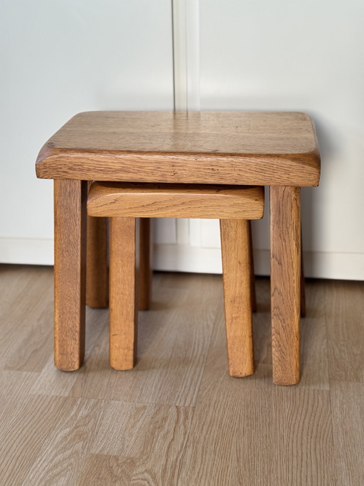 Vintage Brutalist Solid Oak Nesting Side Tables 70s – bijzettafels, Wood (photo 2 of 11)