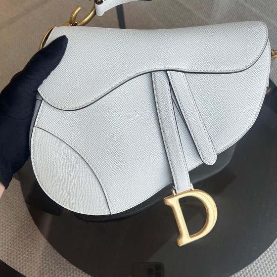 Image 1 of DIOR SADDLE MEDIUM - PELLE DI VITELLO GRANATA BIANCO ORO FINITURE