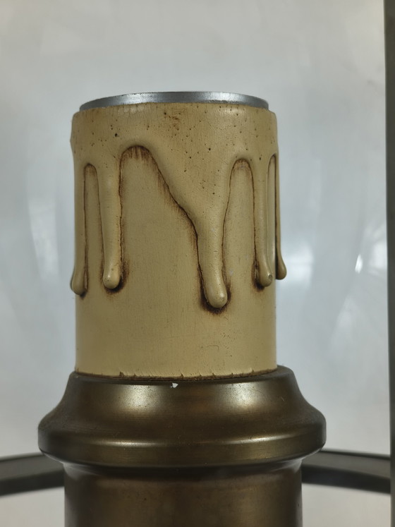 Image 1 of Lampe de table lanterne vintage en laiton avec globe en verre et porte-bougie