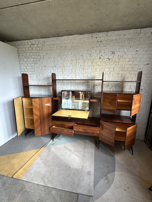 Bibliotheek Italy Design 1960