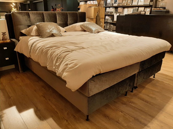 Image 1 of Pullman Belleville box spring - 180x210