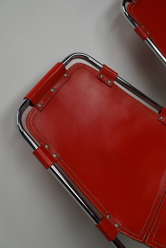 Image 1 of Set aus zwei roten Stühlen von Charlotte Perriand für Les Arcs, 1960er Jahre