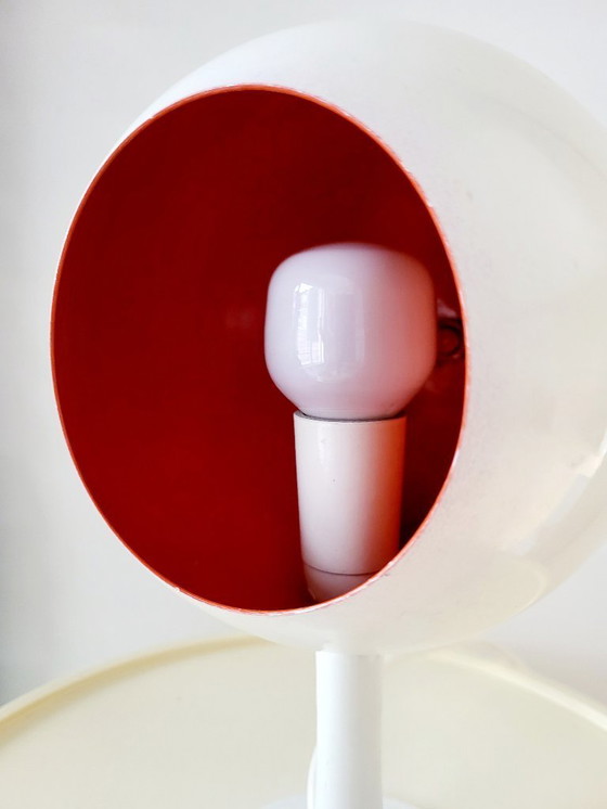 Image 1 of Space age eyeball tafellamp, Anvia, wit metaal, jaren 1960