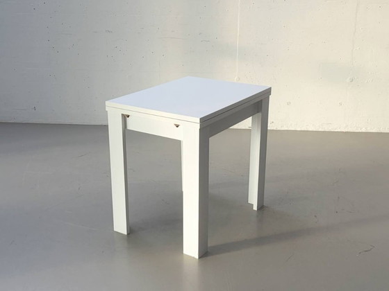 Image 1 of Kompakter Tisch, ausziehbar in Weiss, frühe 2000er Jahre 