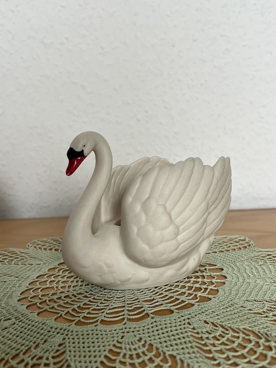 Image 1 of Porcelian Swan 