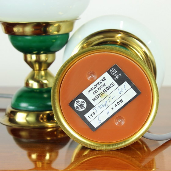 Image 1 of Set tafellampen van opaline glas en messing, Tsjecho-Slowakije 1955