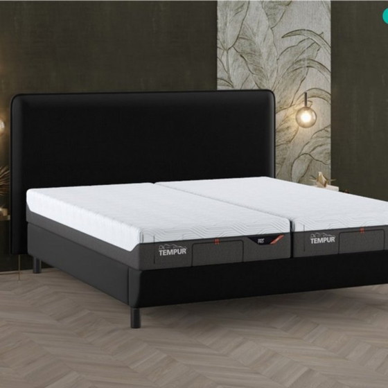 Tempur Arc boxspring - 180x210, Tweepersoonsbedden, Textiel, Metaal, Grijs (foto 4 van 5)