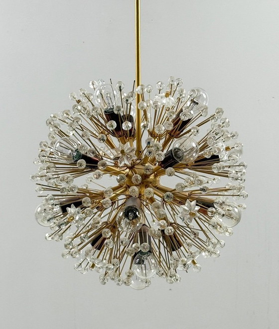 Image 1 of Lámpara de araña Snowball/Sputnik de latón, diseñada por Emil Stejnar, Austria, década de 1960.
