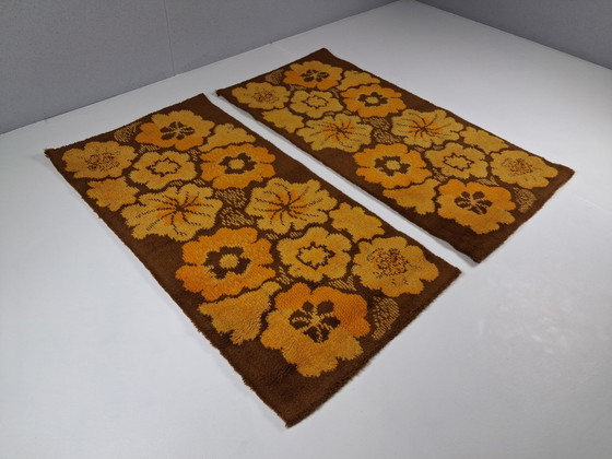 Set di 2 Tappeti Runner Vintage con Motivo Floreale, Anni '60 - '70 – Textile (photo 3 of 9)