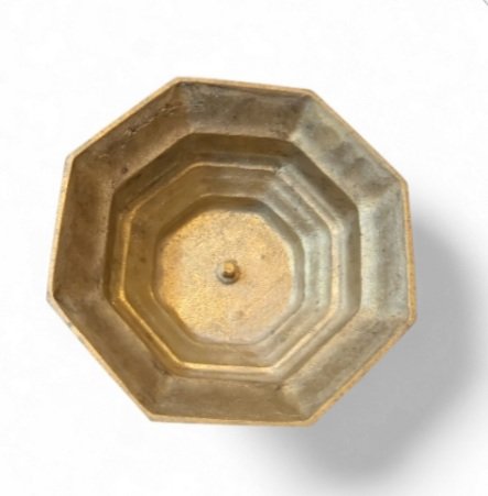 Image 1 of Antike Menora aus Messing, siebenarmiger Kandelaber