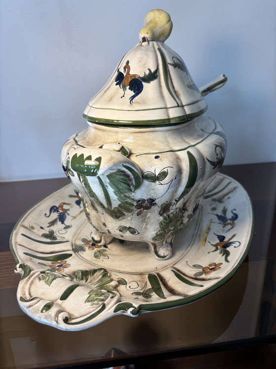 Image 1 of Soupière Capodimonte Faïance estilo Renacimiento 