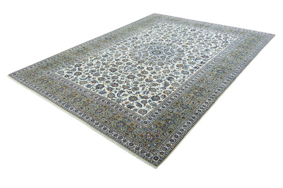 Image 1 of Tappeto orientale Kashan annodato a mano – 404 x 306 cm – Nobile splendore classico