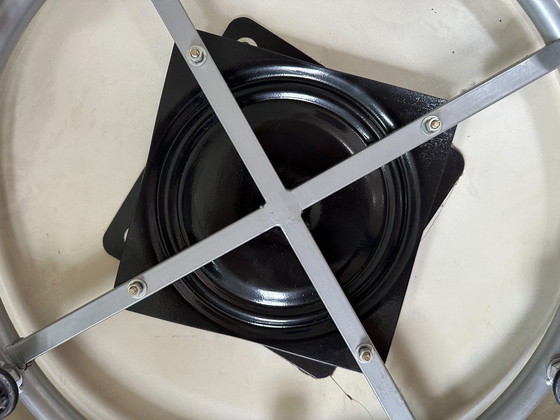 Image 1 of Round Vintage Fiberglass Lounge Chair. Egg-achtig. 1970s, Space Age Design, Black&White.