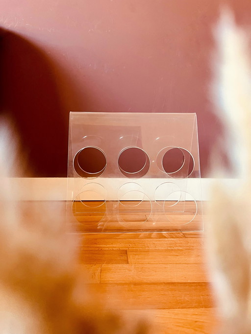 Weinregal aus Plexiglas