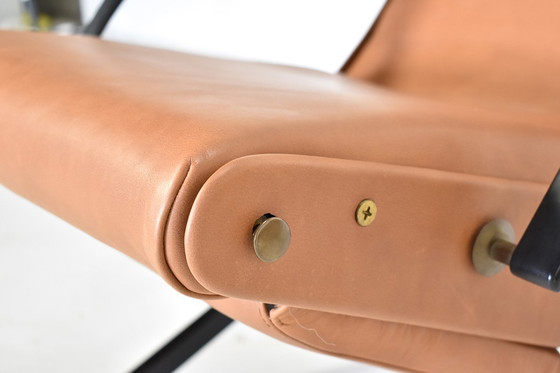 Image 1 of Ein Paar P40 Lounge Chairs von Osvaldo Borsani für Tecno aus cognacfarbenem Leder, 1960er Jahre