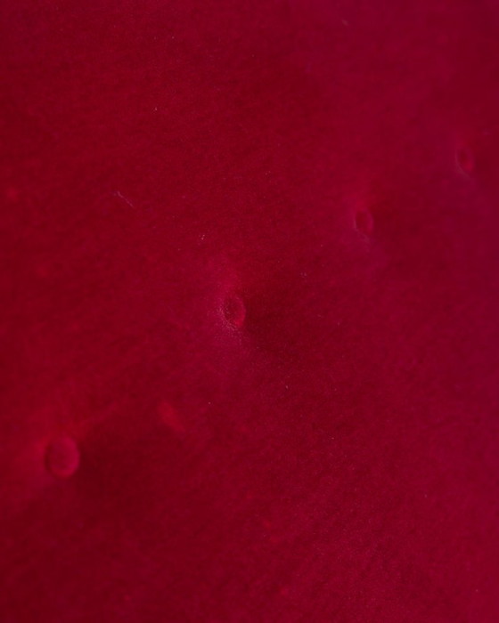 Image 1 of Divano vintage anni '50 in velluto rosso, design italiano.