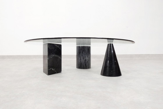 Image 1 of Table basse vintage italienne en marbre avec plateau en verre