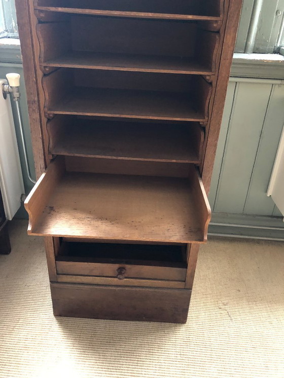 Image 1 of armario antiguo con puerta enrollable