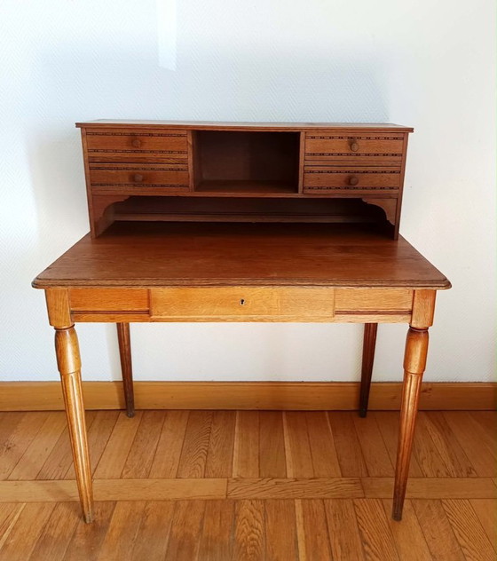 Image 1 of Escritorio escalonado Art Déco en roble claro.