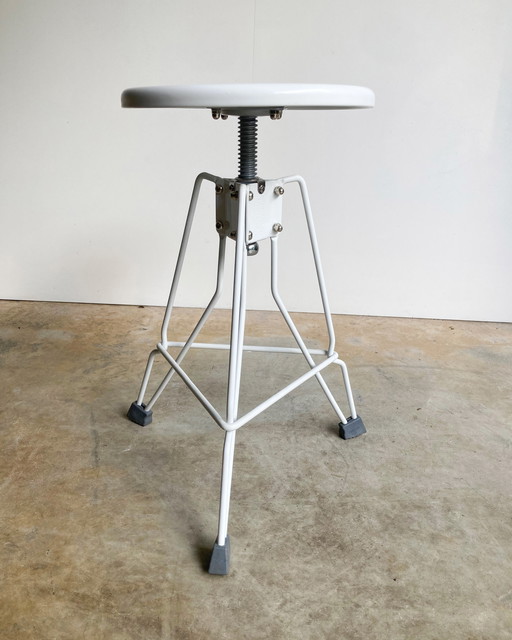 Dulton Stool By Yasu Sasamoto