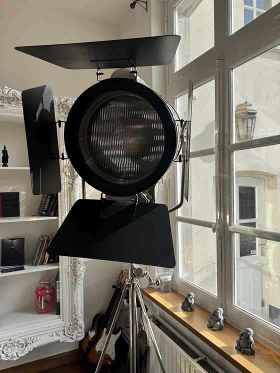 Image 1 of MGM Grand lamp Eichholtz