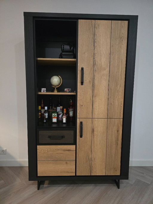 Mobile bar in legno / mobiletto per liquori