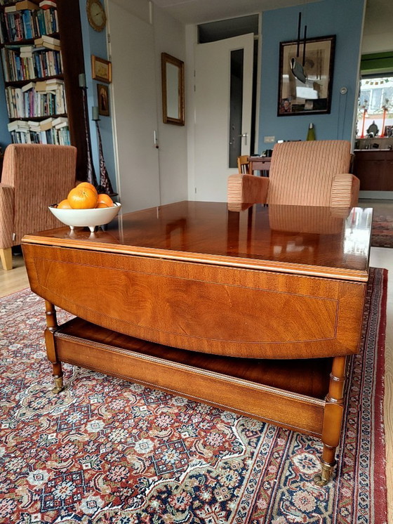 Image 1 of Mesa de centro exclusiva de caoba Heldense