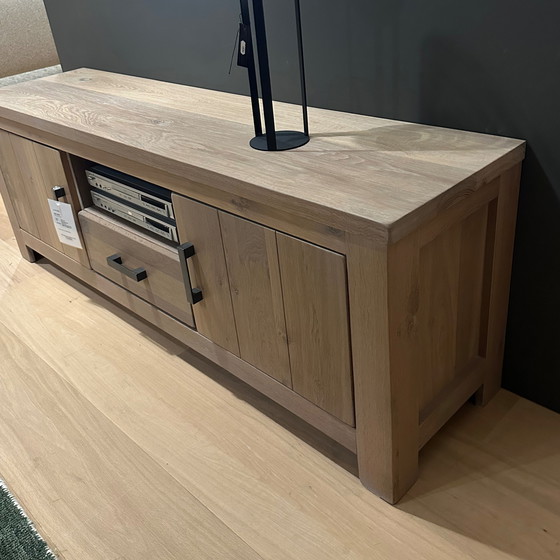 Image 1 of BKS Meubelen MWP dressoir