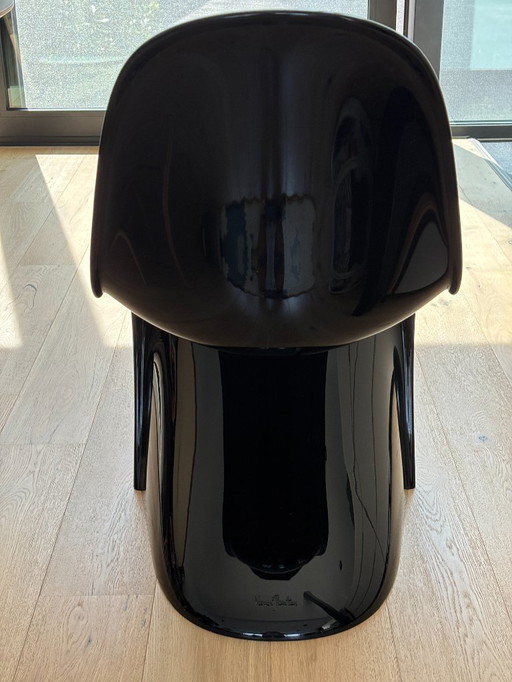 Sedia Panton classica nera VITRA
