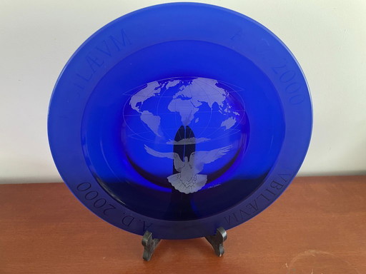 Bormioli - Blue glass anniversary plate in honor of the Millennium - design by Nani Tedeschi