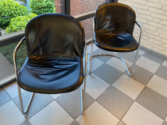 Image 1 of Chaises design vintage en cuir noir / Fabriquées en Italie, état neuf
